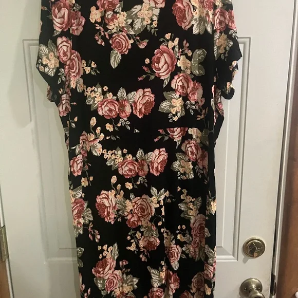 Maurices 24/7 Black and Pink Sheath Midi Dress - Picture 3 of 3